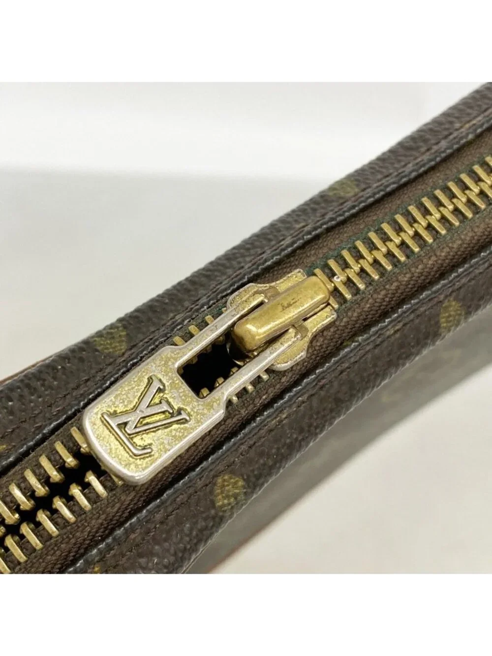 Louis Vuitton Clutch Monogram Marly Dragonne PM Brown